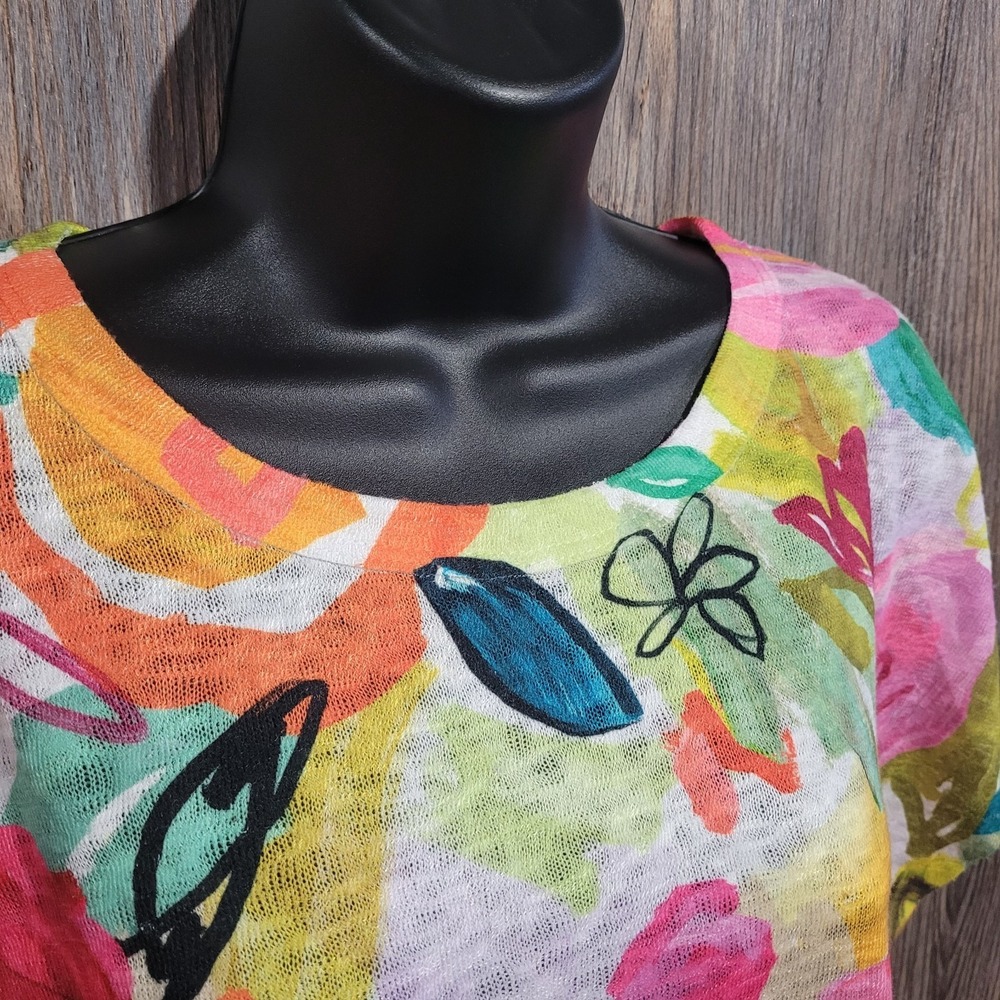 Jess & Jane Sangria Light Knit Top Chiffon Asymmetric Contrast L Vibrant Floral - Picture 3 of 12